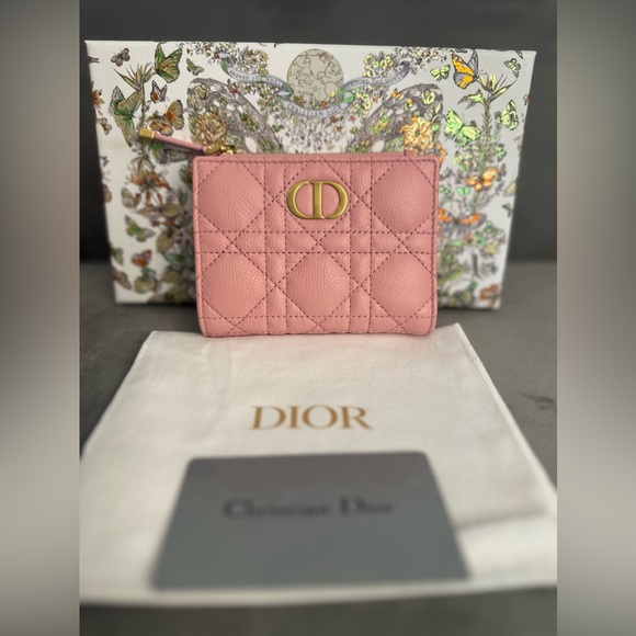 ๐SOLD๐ New Dior Caro Dahlia Wallet in Antique Pink - Picture 7 of 13